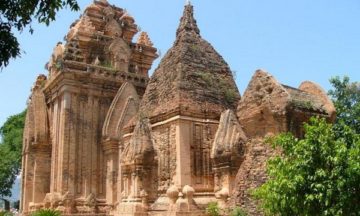 Nha Trang excursion from Cau Da port